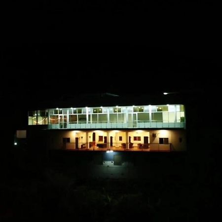 Hotel Alondra Los Laureles エクステリア 写真